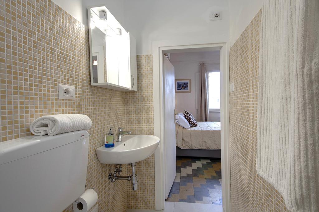Residenza Castillo Φλωρεντία Εξωτερικό φωτογραφία